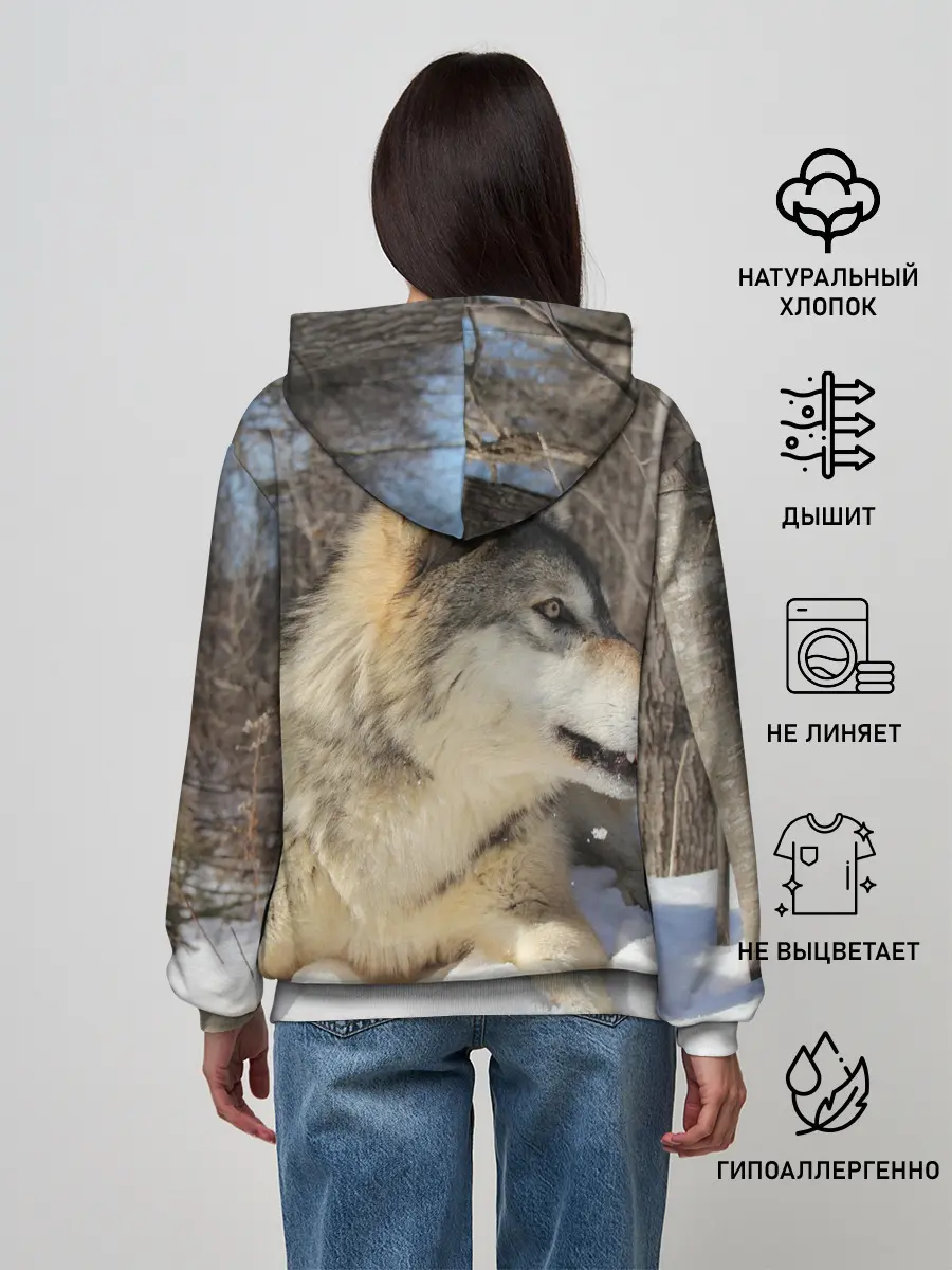 Женское худи / Волк лежит на снегу