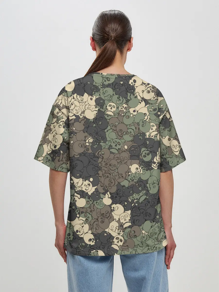 Женская футболка оверсайз / Камуфляжный рисунок из черепов