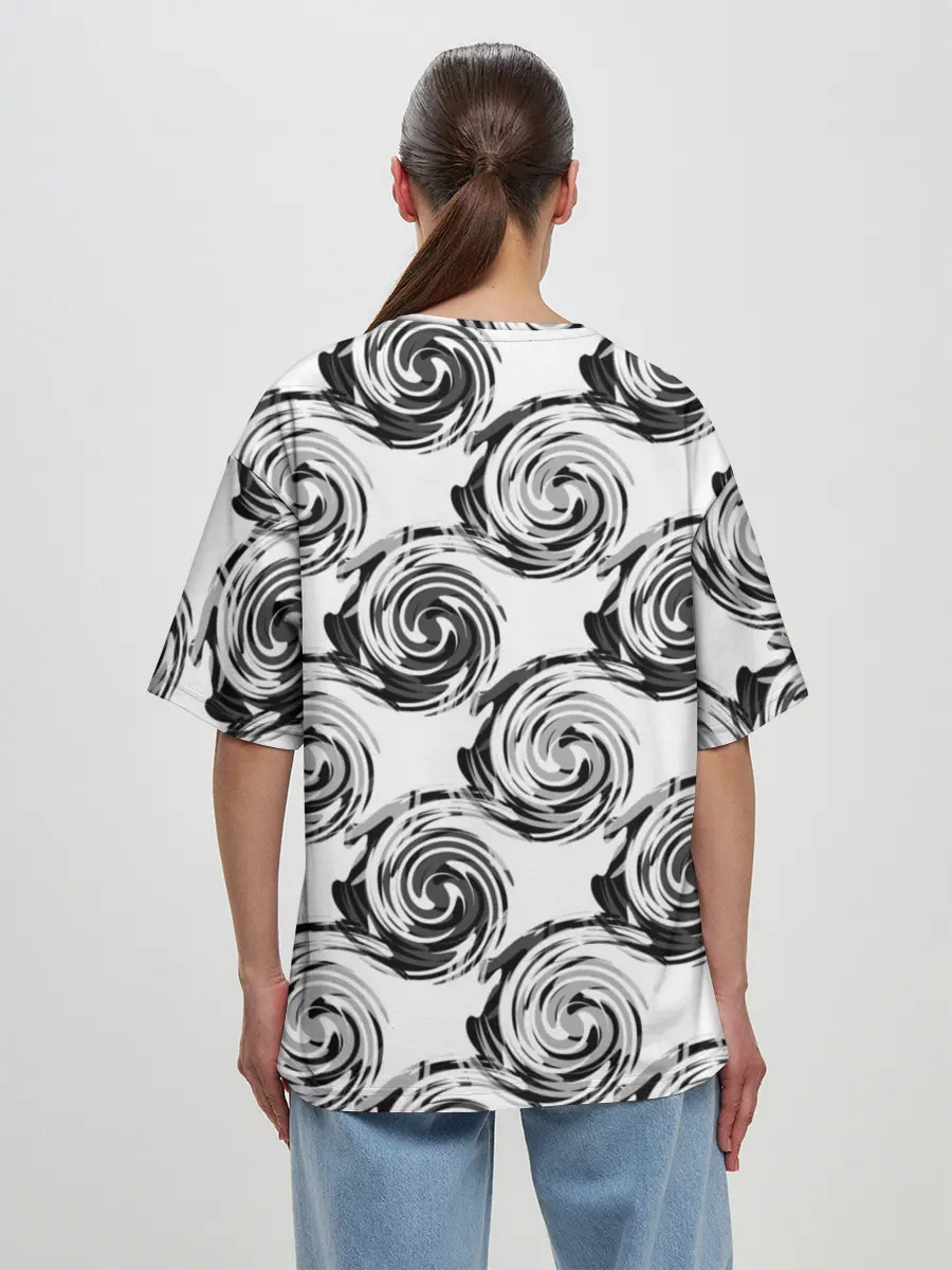 Женская футболка оверсайз / Черно-белый абстрактный узор