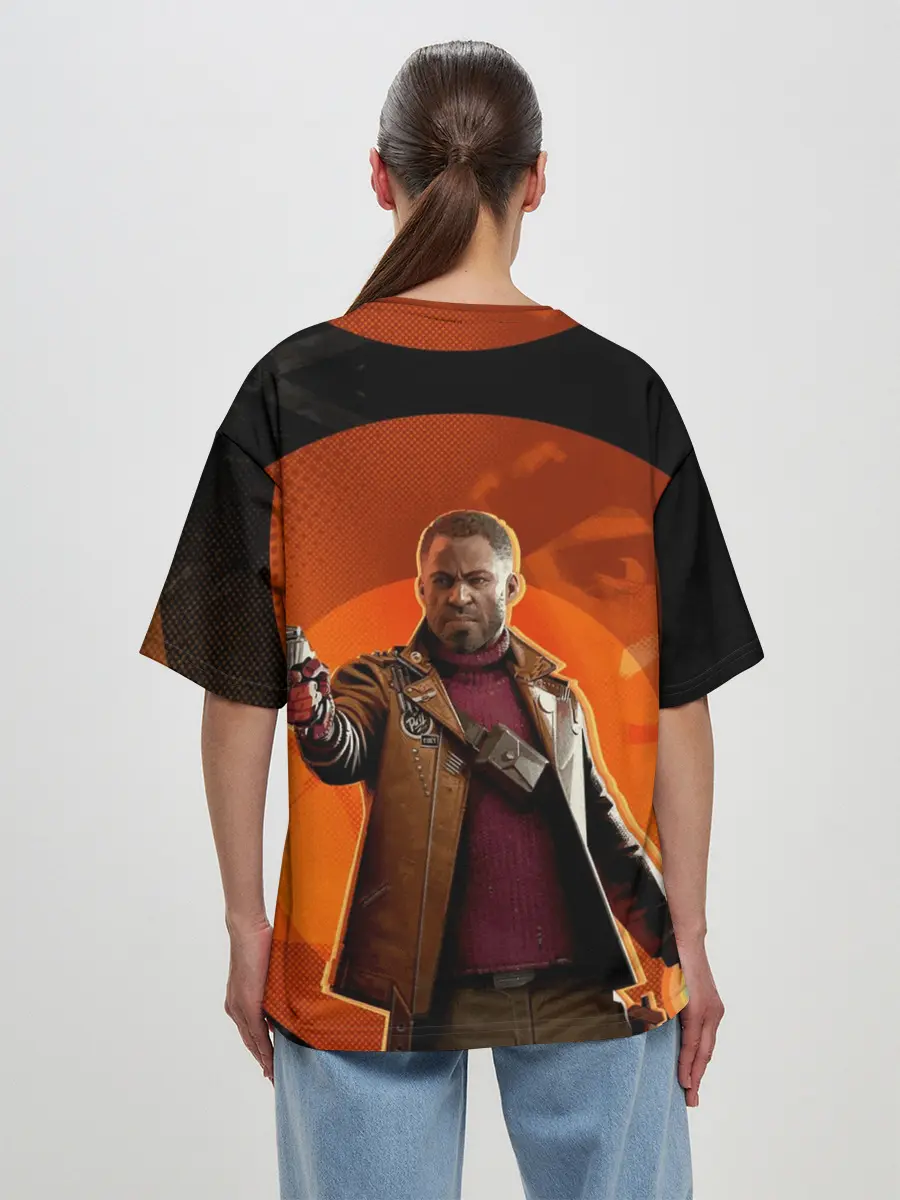 Женская футболка оверсайз / Кольт на фоне Джулианны