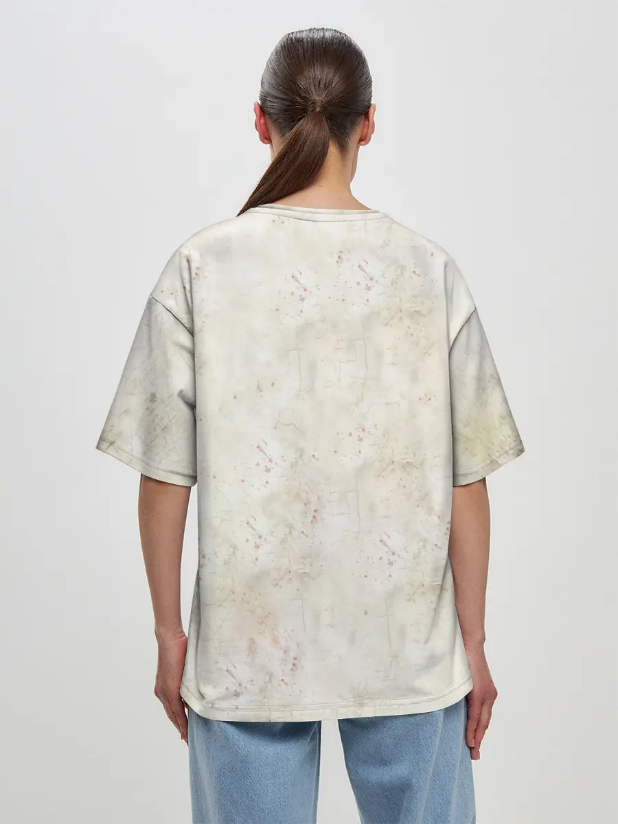 Женская футболка оверсайз / Logan