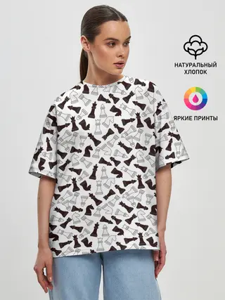 Женская футболка оверсайз / Шахматные Фигуры