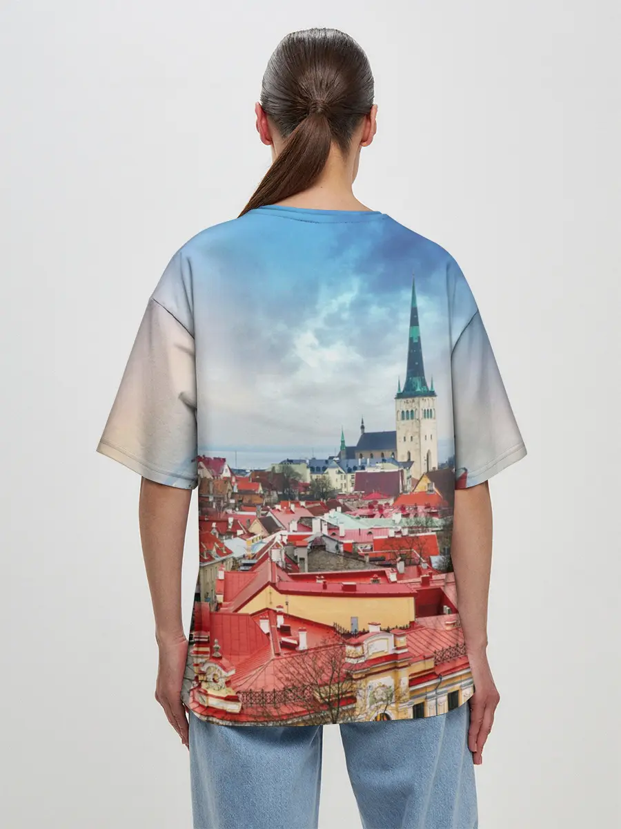 Женская футболка оверсайз / Таллин