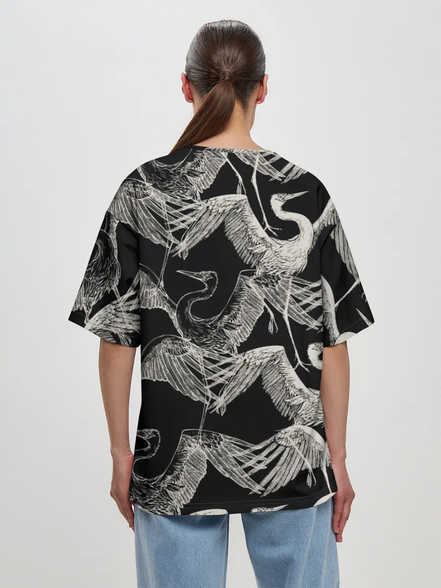 Женская футболка оверсайз / Белые Птицы