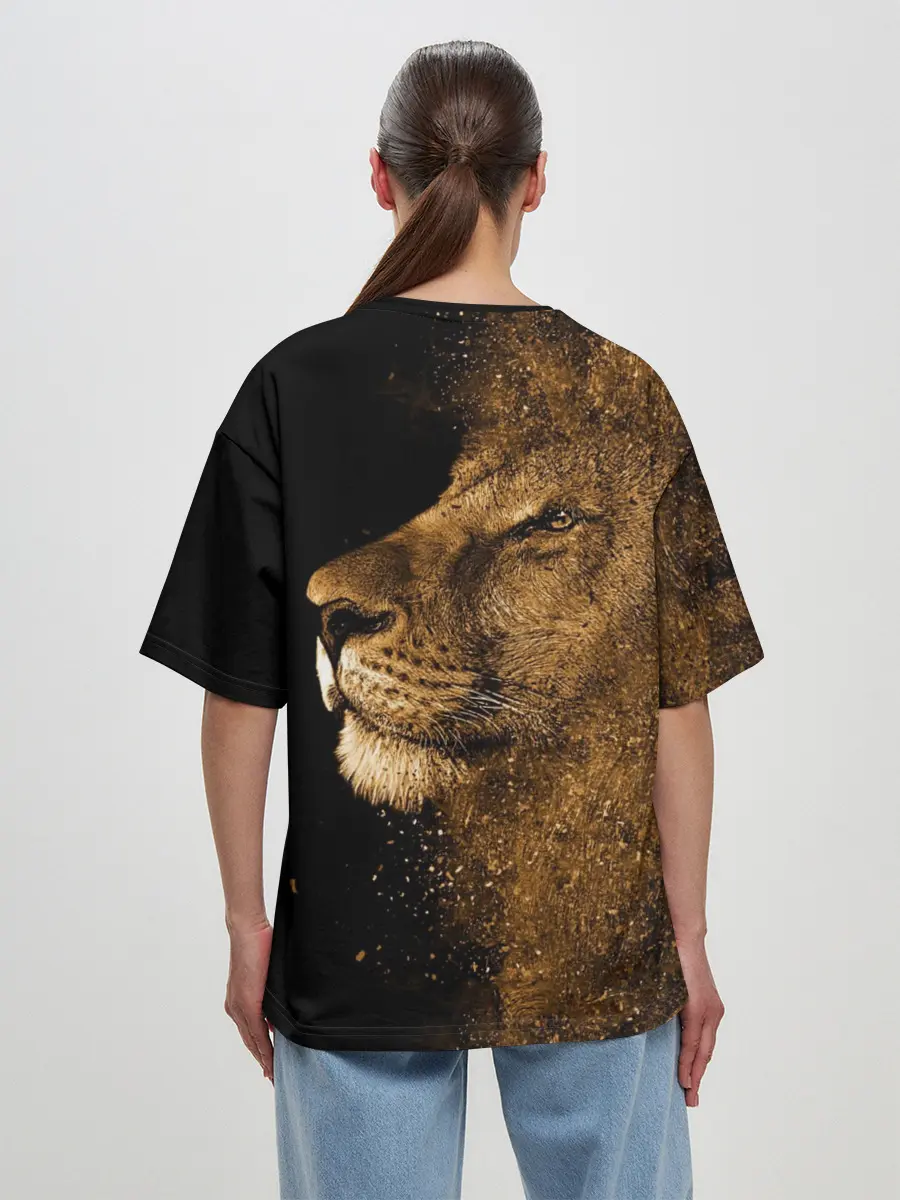 Женская футболка оверсайз / Лев