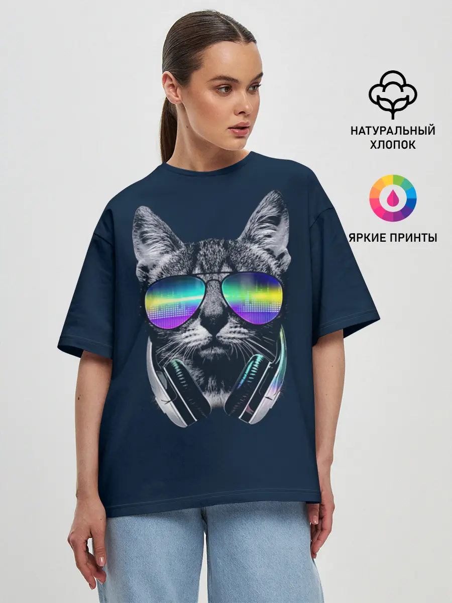 Женская футболка оверсайз / Кот в Наушниках