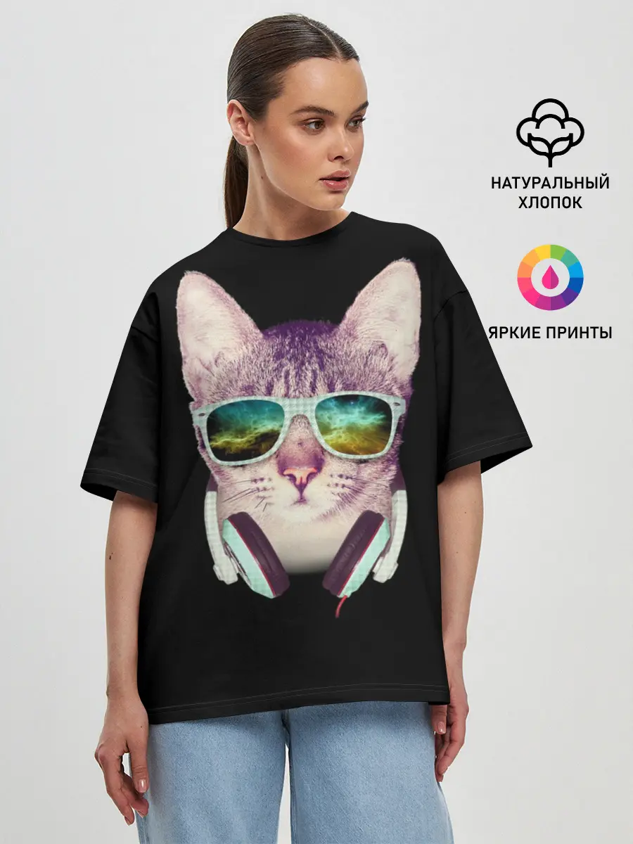 Женская футболка оверсайз / Кот в Наушниках