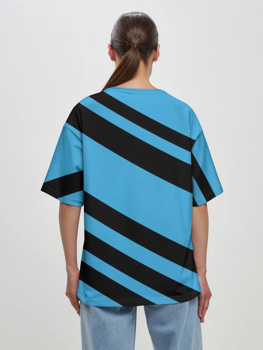 Женская футболка оверсайз / Отличительные Черты