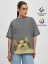 Женская футболка оверсайз / Коте смотрит вверх