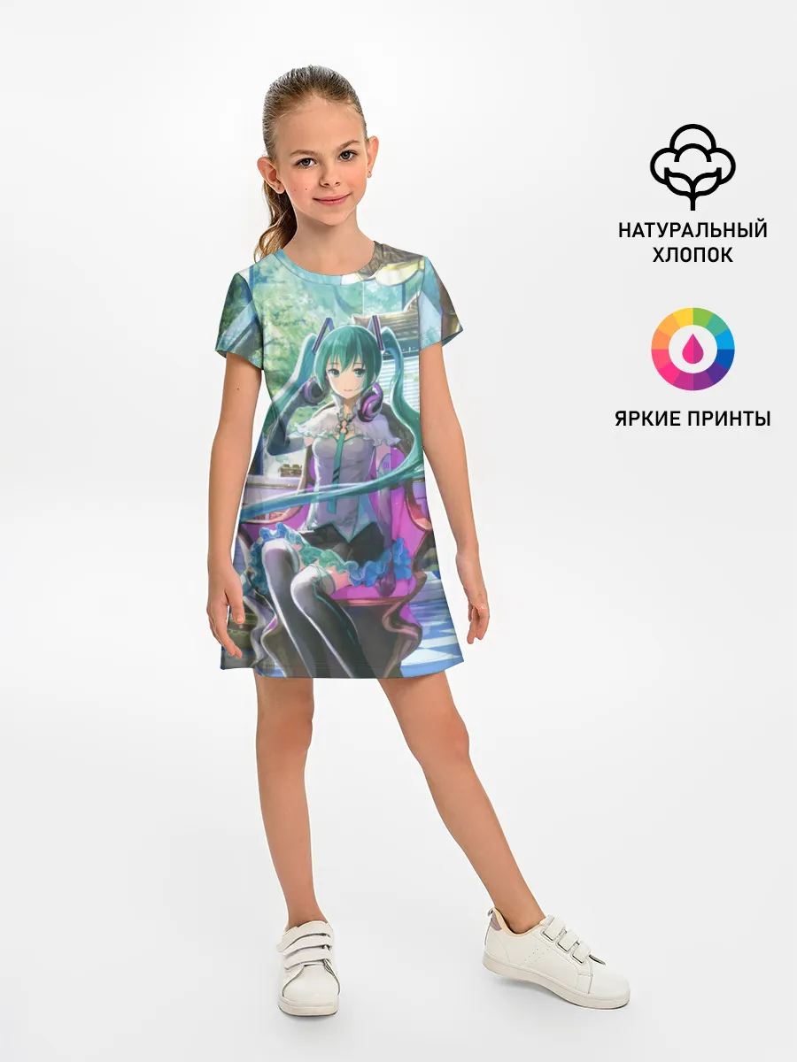 Детское платье / Мика Хацуне за фортепиано