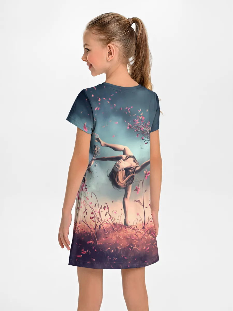 Детское платье / Танцующая с цветами ведьма