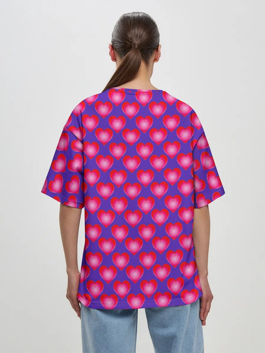 Женская футболка оверсайз / Неоновые сердца