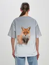 Женская футболка оверсайз / Лисица прыгает по снегу