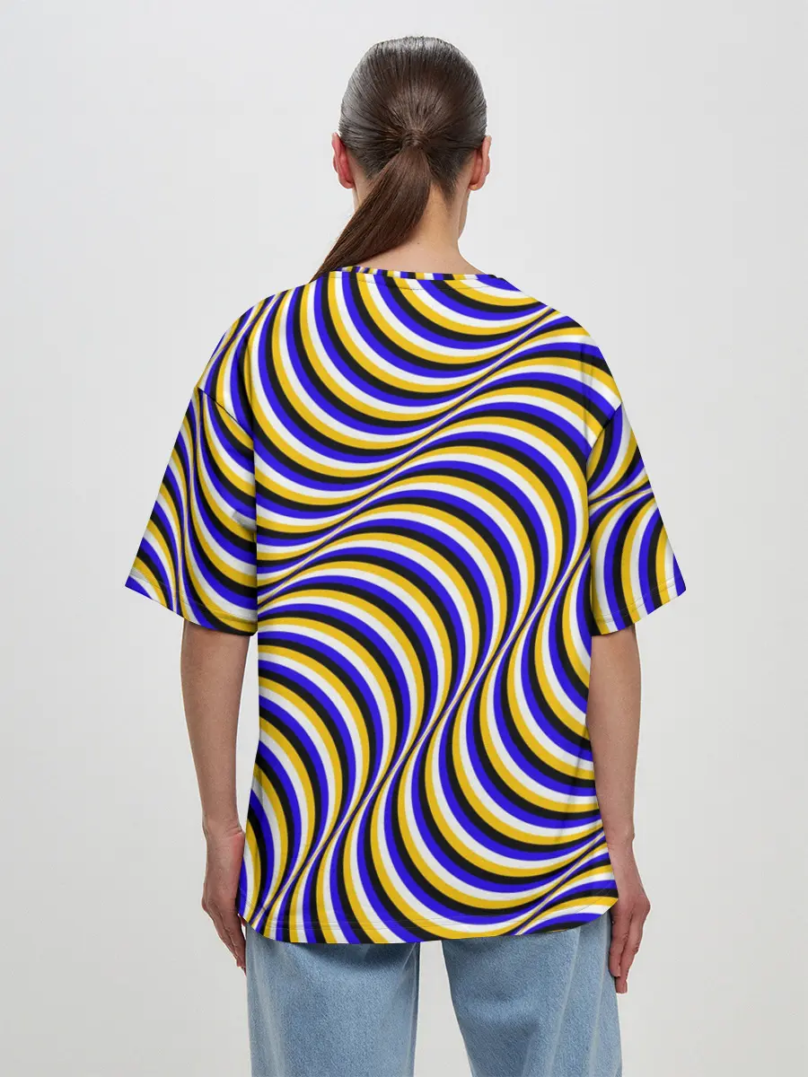 Женская футболка оверсайз / Иллюзия обман зрения