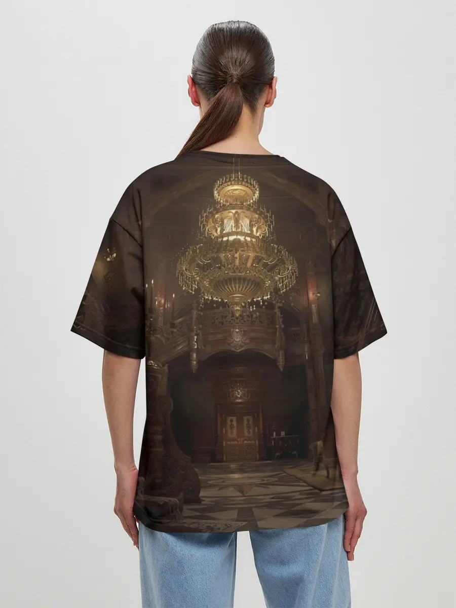 Женская футболка оверсайз / Леди Альсина Димитреску