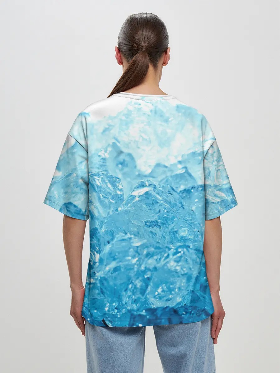 Женская футболка оверсайз / Лёд