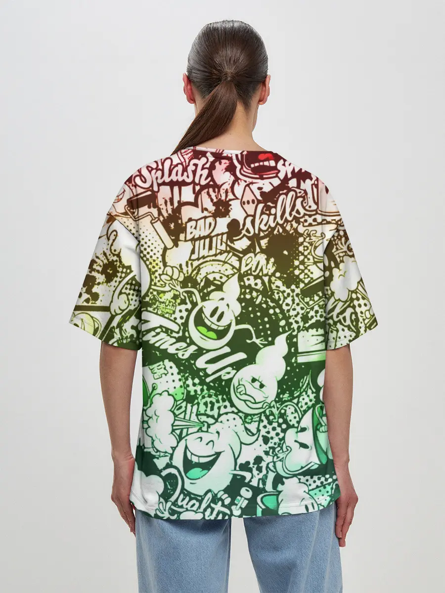 Женская футболка оверсайз / Граффити