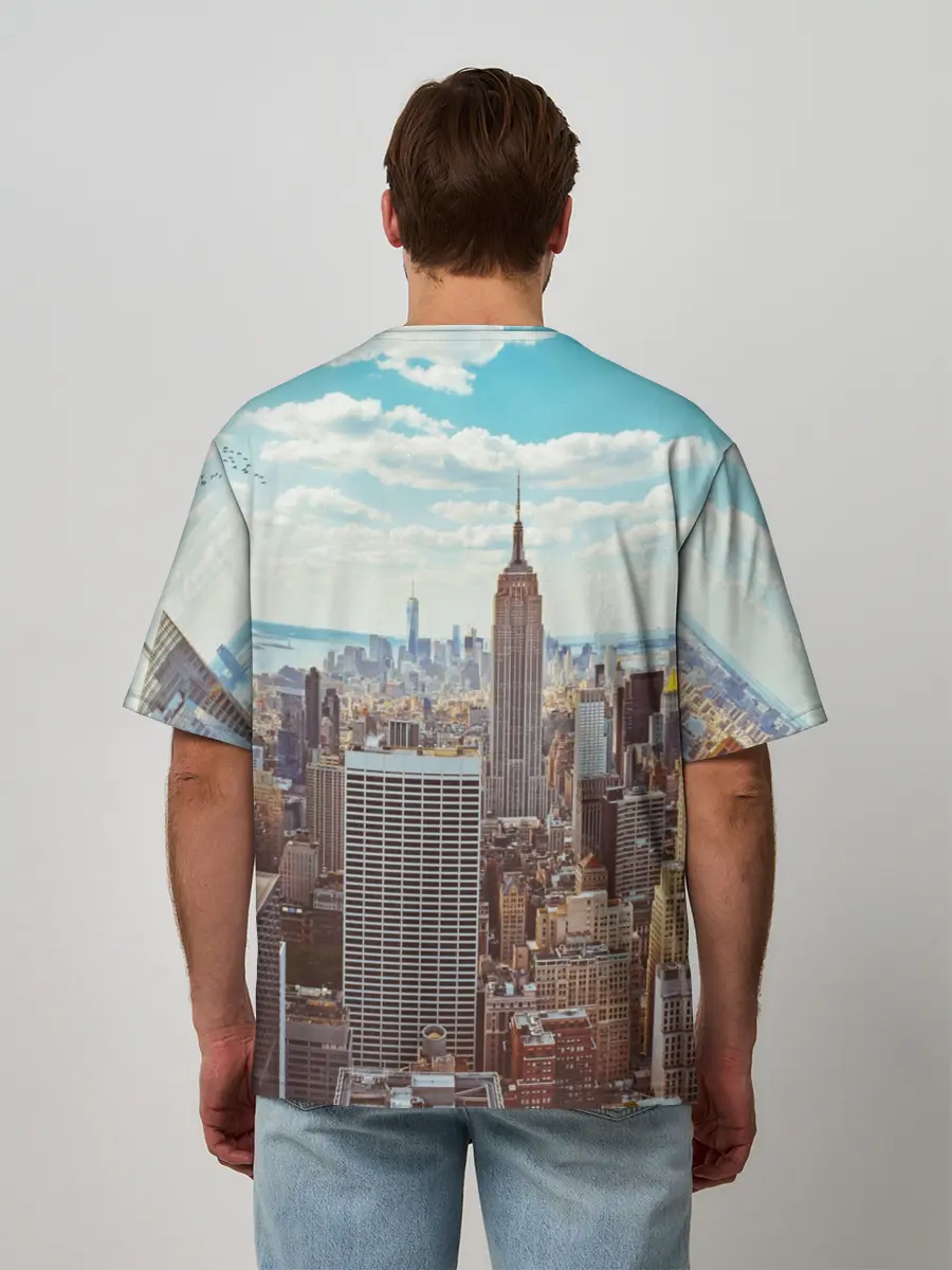 Мужская футболка оверсайз / Столица мира