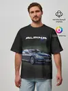 Мужская футболка оверсайз / Alpina на дороге