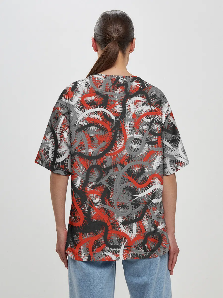 Женская футболка оверсайз / Сколопендры