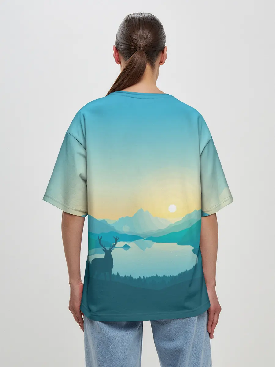 Женская футболка оверсайз / Векторная природа