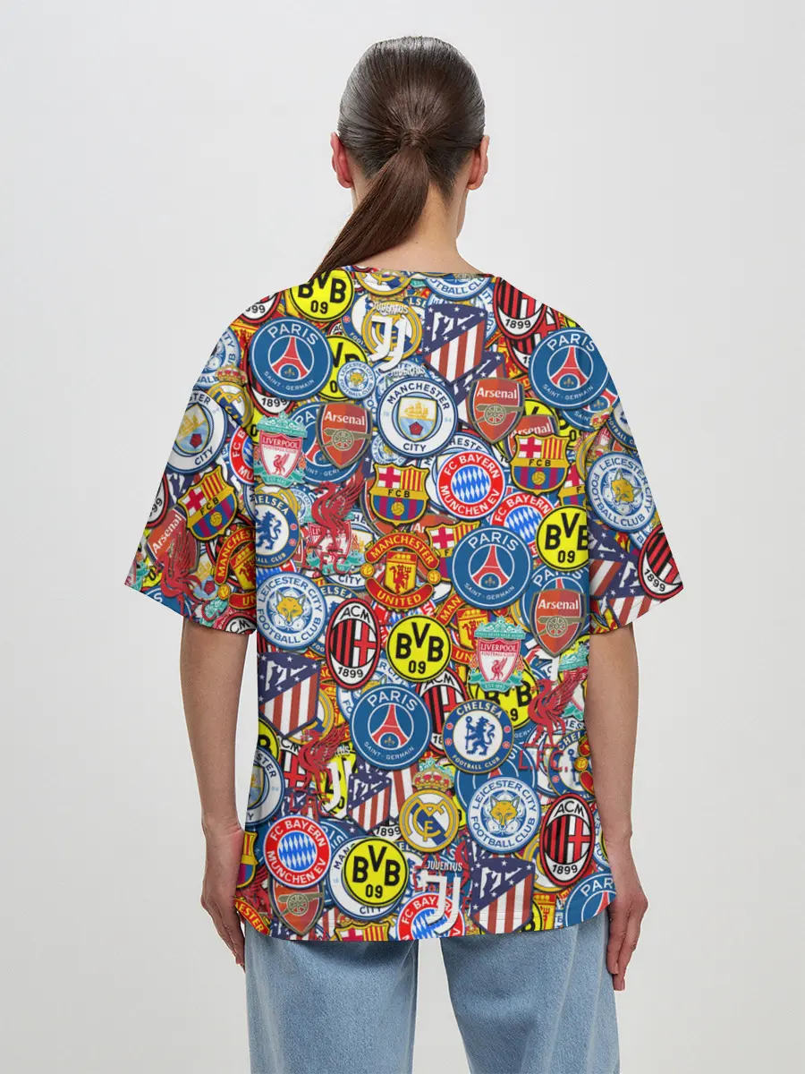 Женская футболка оверсайз / ЛОГОТИПЫ ФУТБОЛЬНЫХ КОМАНД