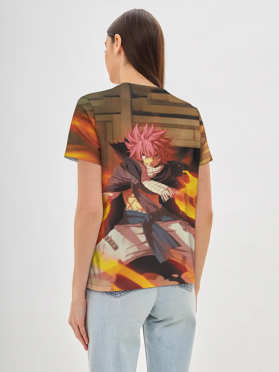 Женская базовая футболка / Нацу огненный боец