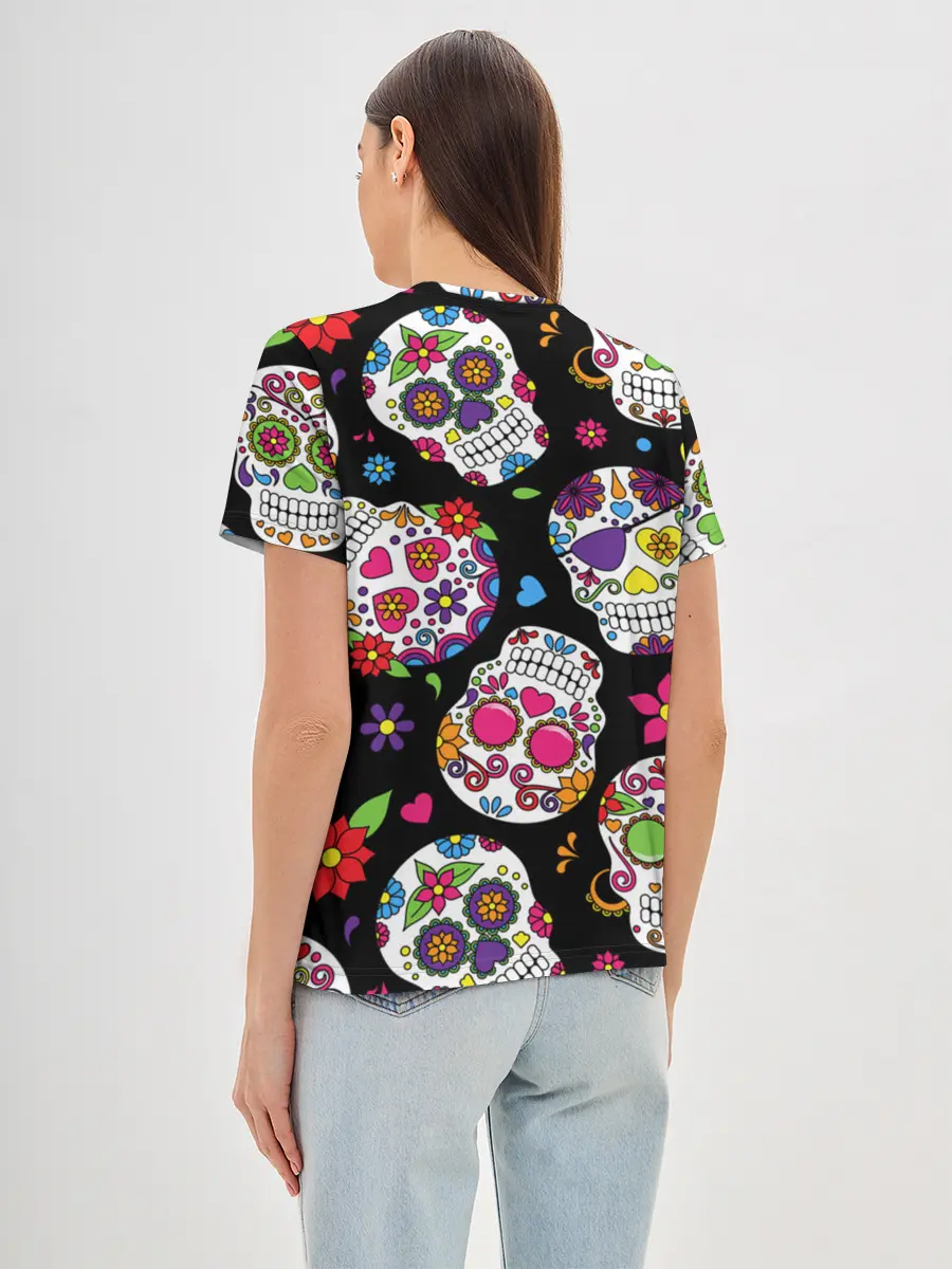 Женская базовая футболка / Шальные черепа