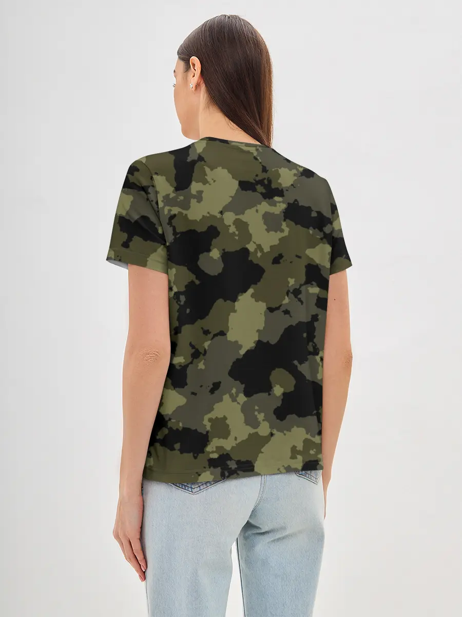 Женская базовая футболка / Real men do fishing