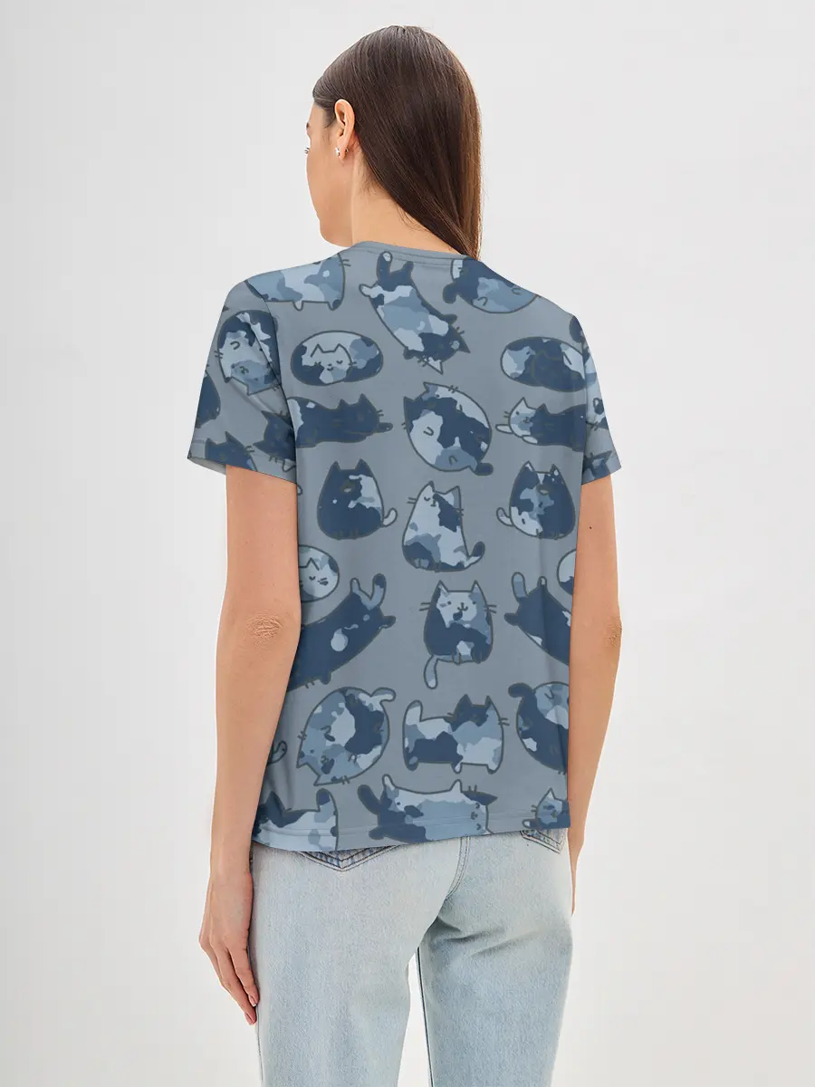 Женская базовая футболка / Камуфляж с котиками