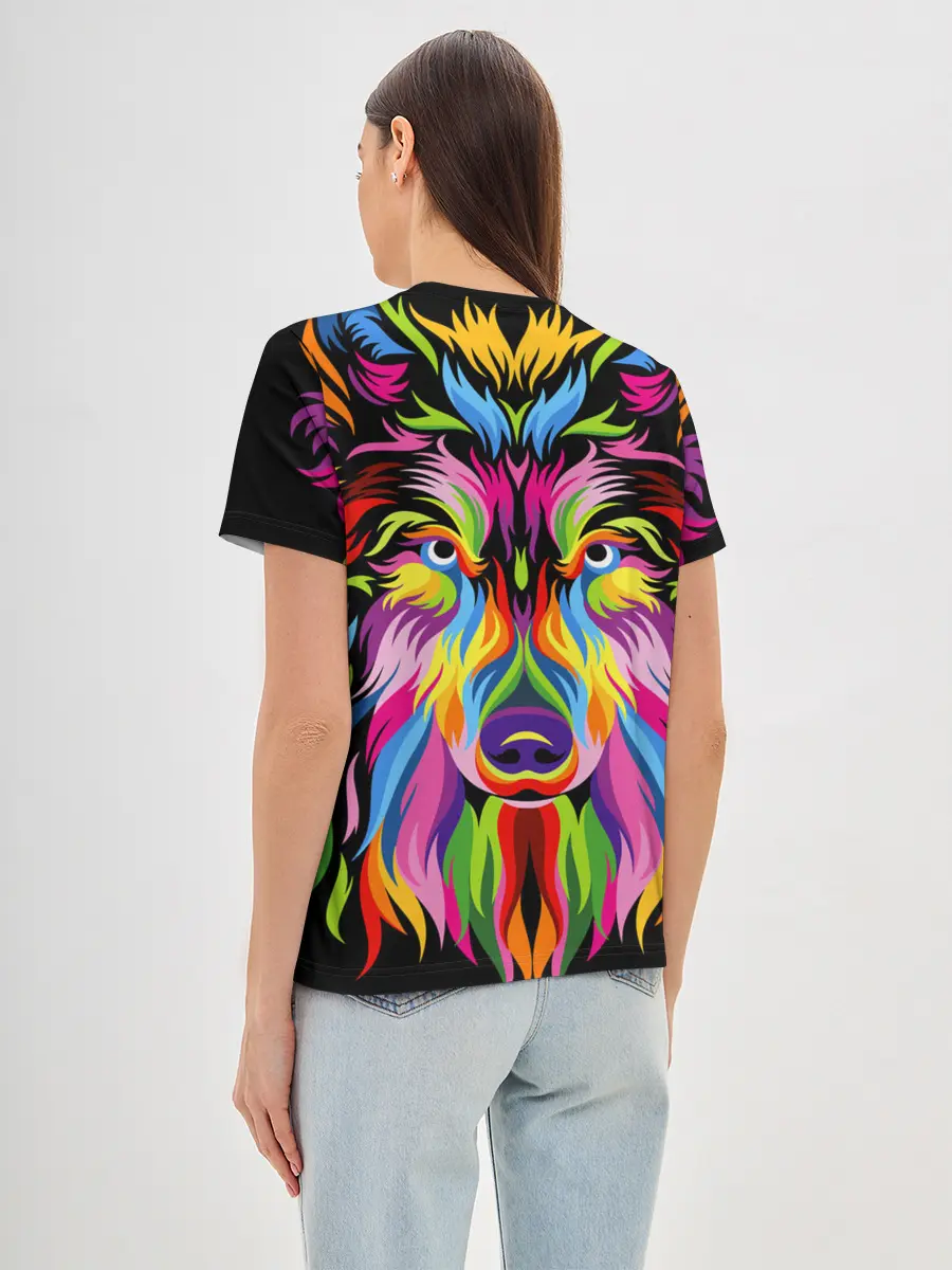 Женская базовая футболка / Neon wolf