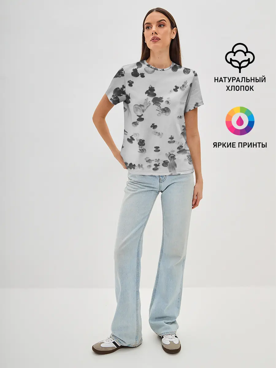 Женская базовая футболка / Медузы