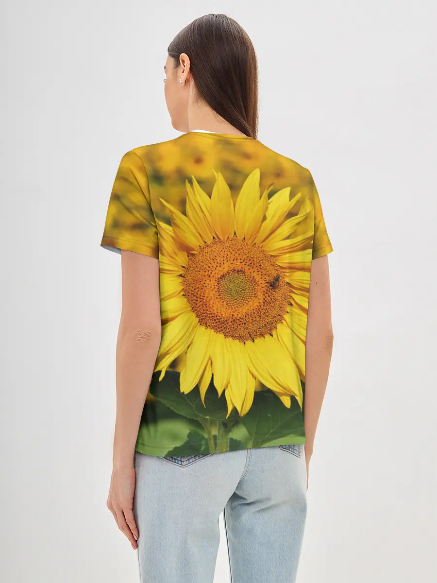 Женская базовая футболка / Подсолнух