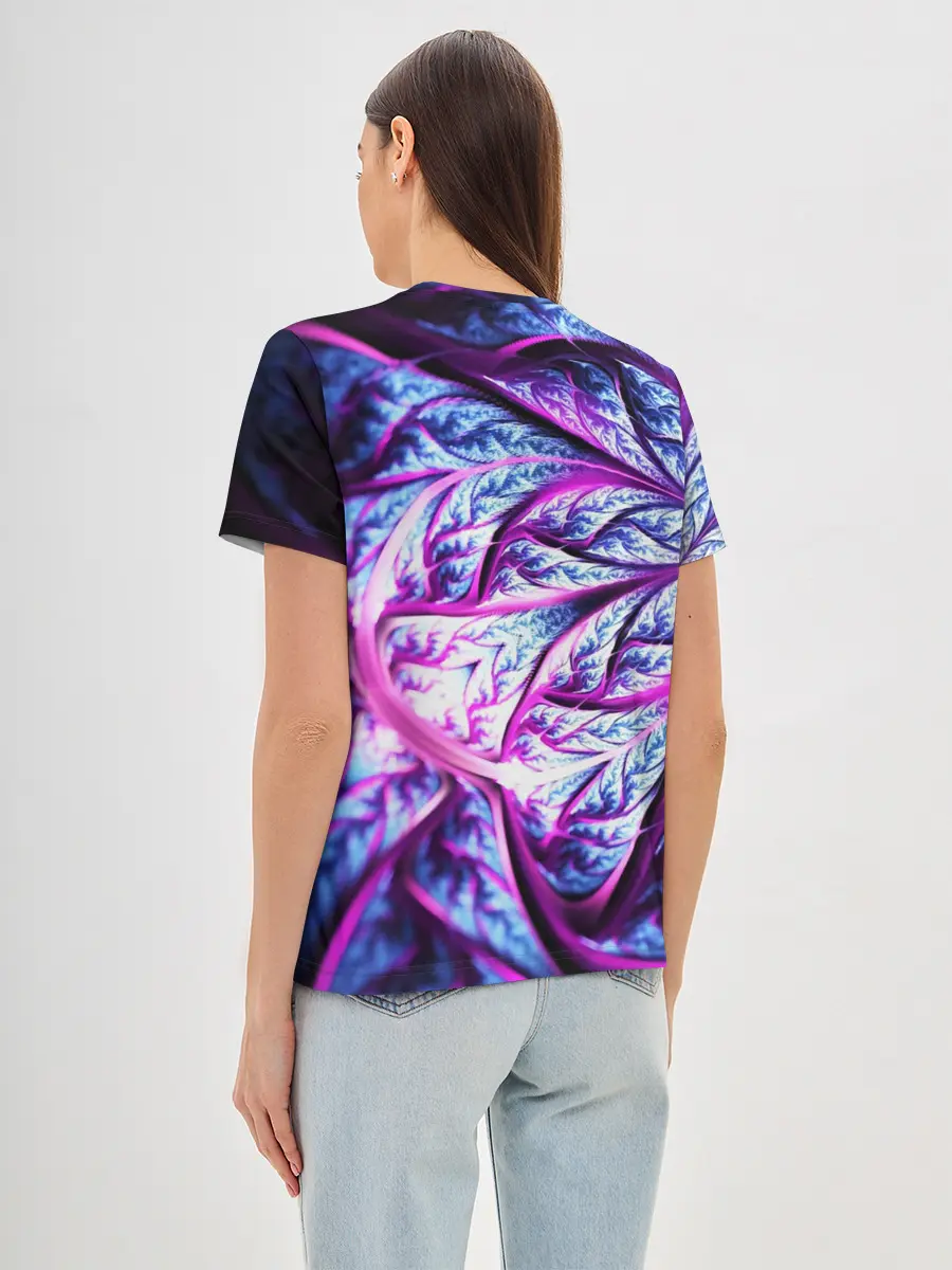 Женская базовая футболка / FRACTAL COLLECTION