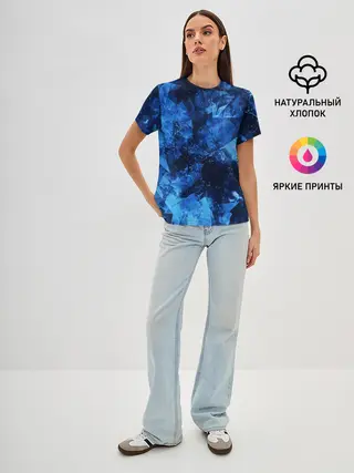 Женская базовая футболка / Blue Abstraction