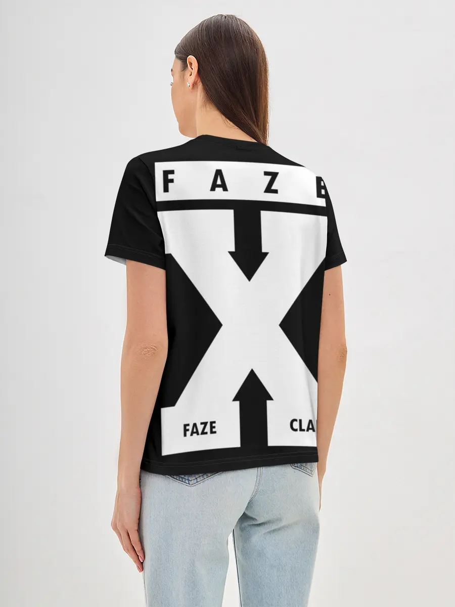 Женская базовая футболка / Faze Clan