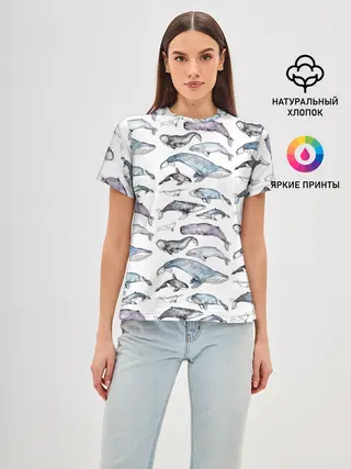 Женская базовая футболка / киты паттерн