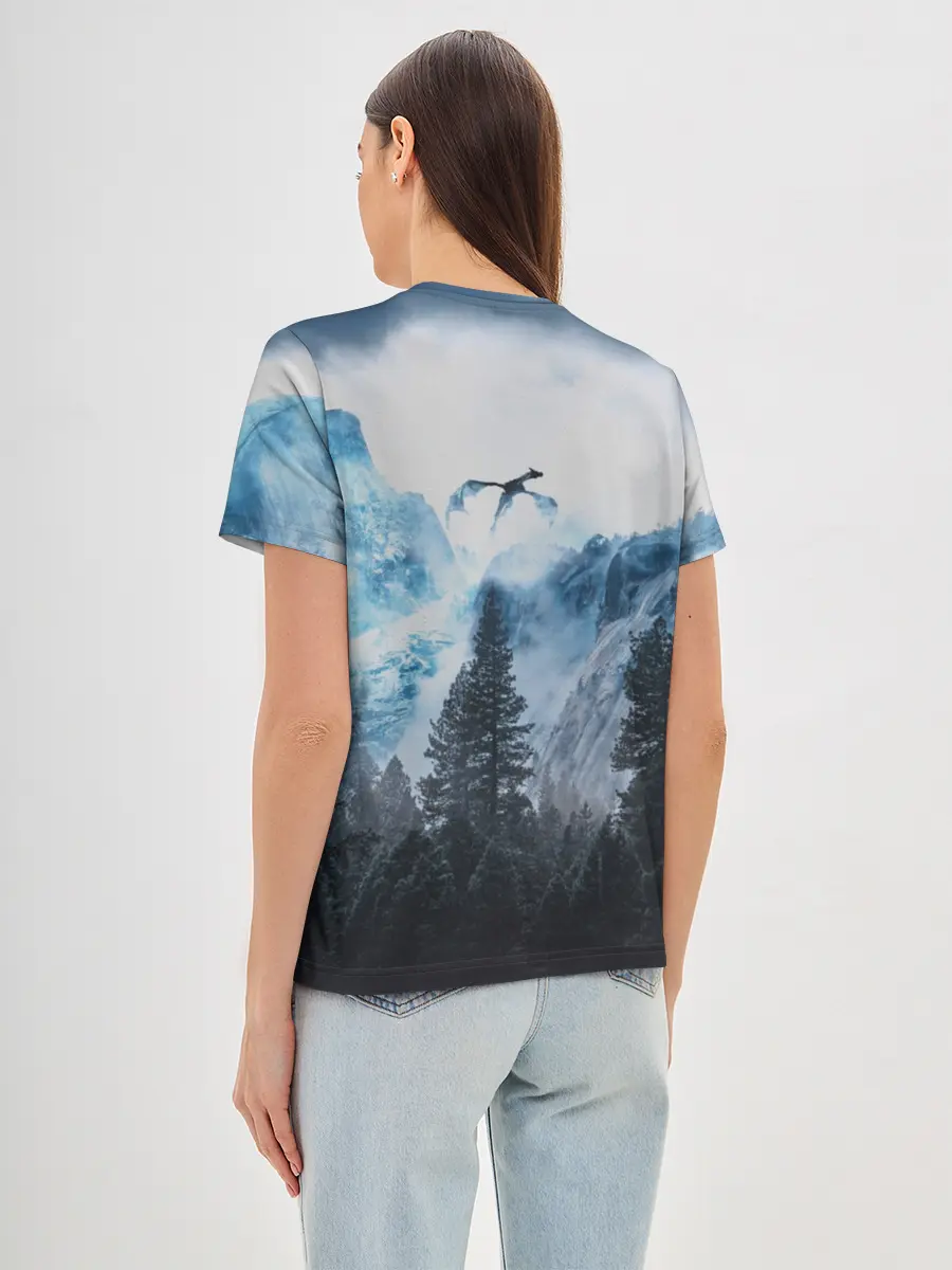 Женская базовая футболка / Skyrim