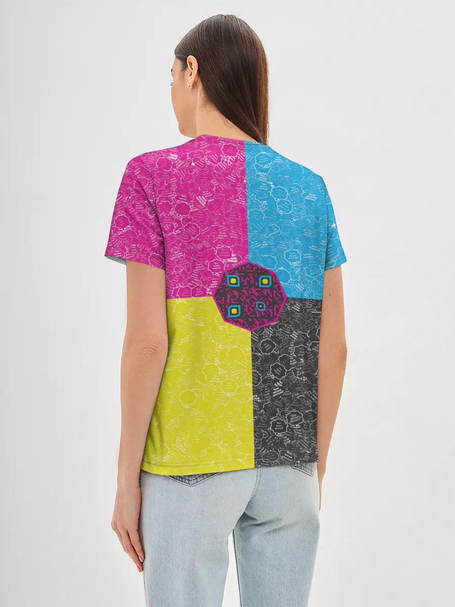 Женская базовая футболка / Октагон на фоне АПВ 4.1.14