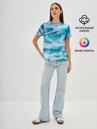 Женская базовая футболка / Вода волны пена море