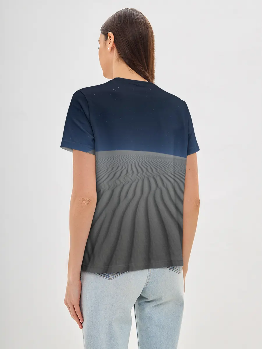 Женская базовая футболка / Пустыня дюна песок ночь