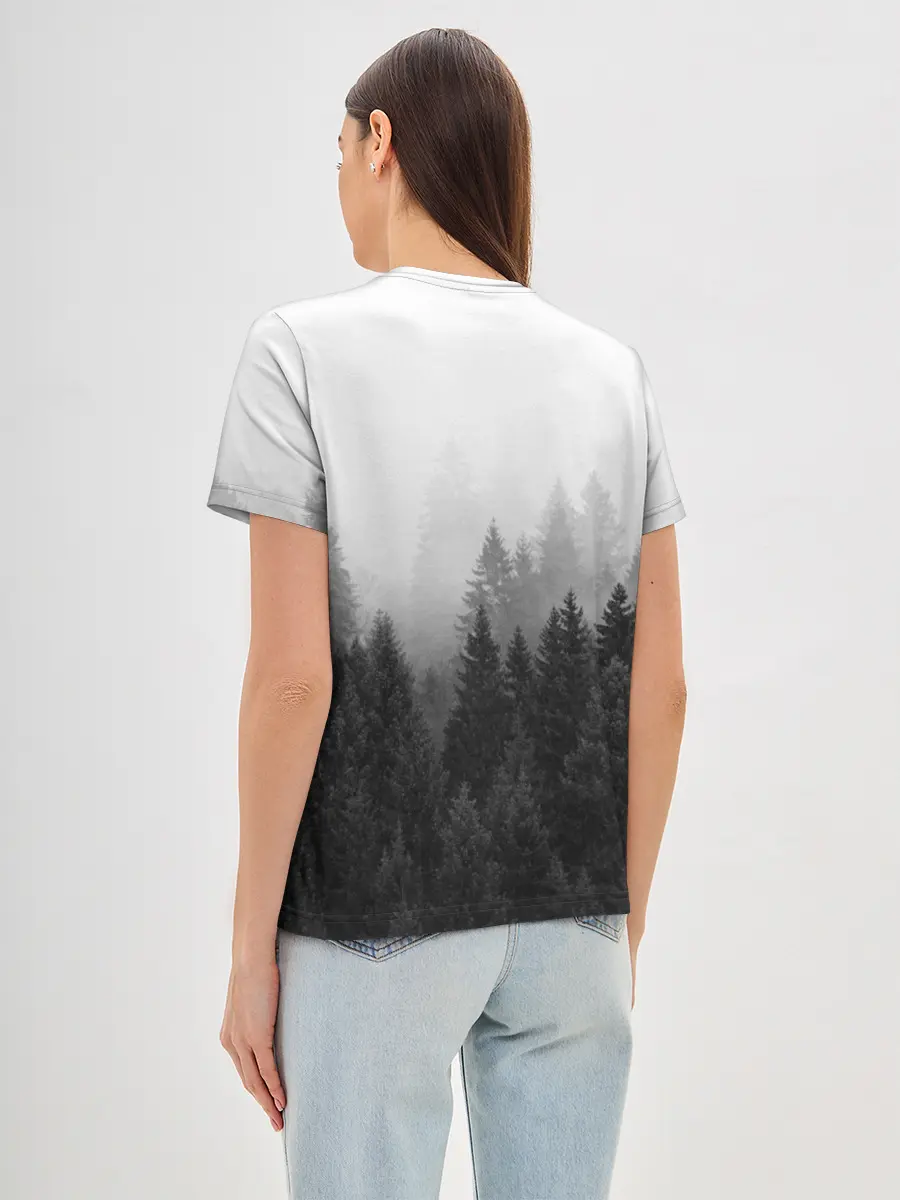 Женская базовая футболка / ВЕЛЕС туманный лес