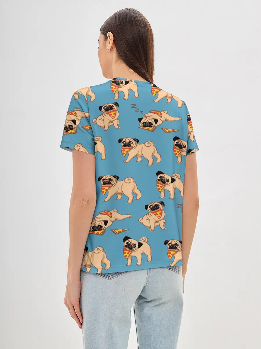Женская базовая футболка / Мопсы с пиццей
