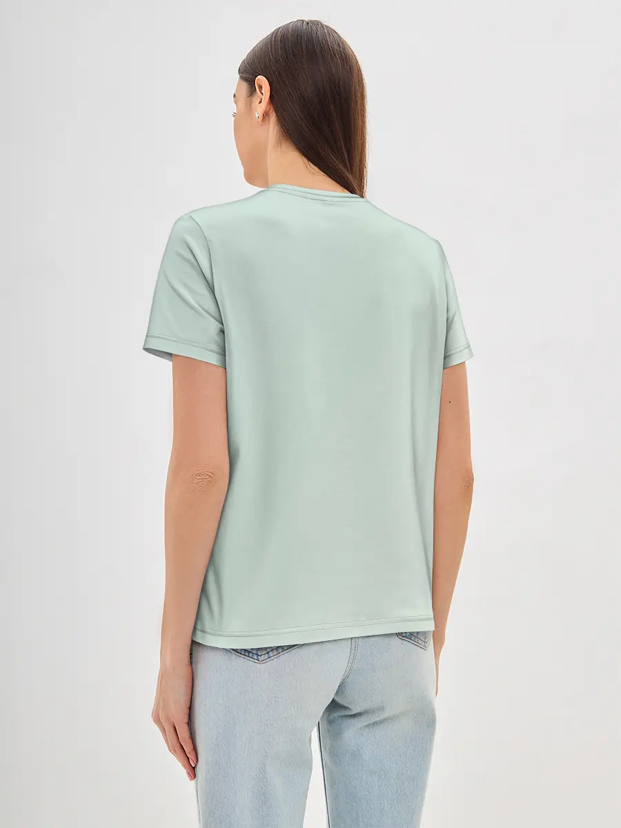 Женская базовая футболка / Чимин в цветах