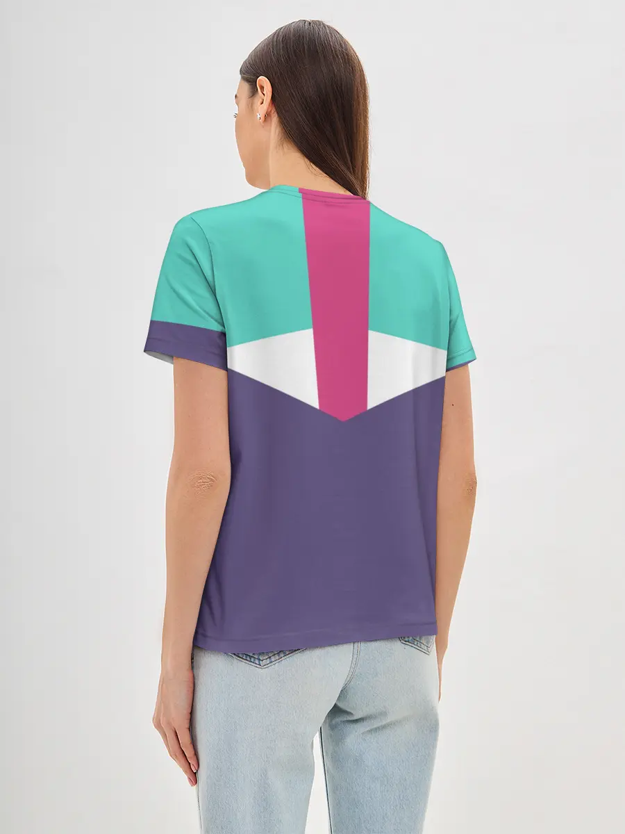 Женская базовая футболка / Стиль 90 х