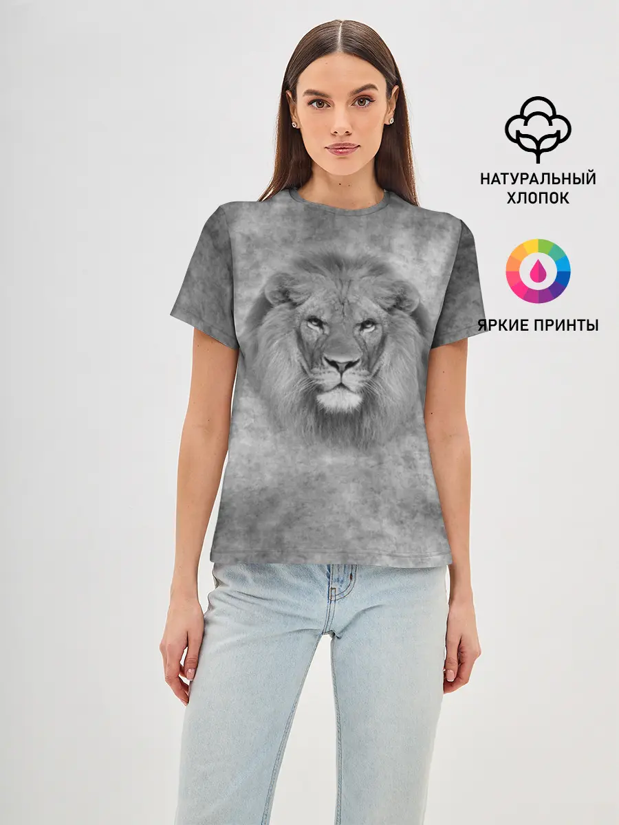 Женская базовая футболка / Лев