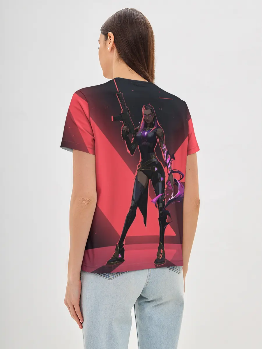 Женская базовая футболка / Lover of Reyna