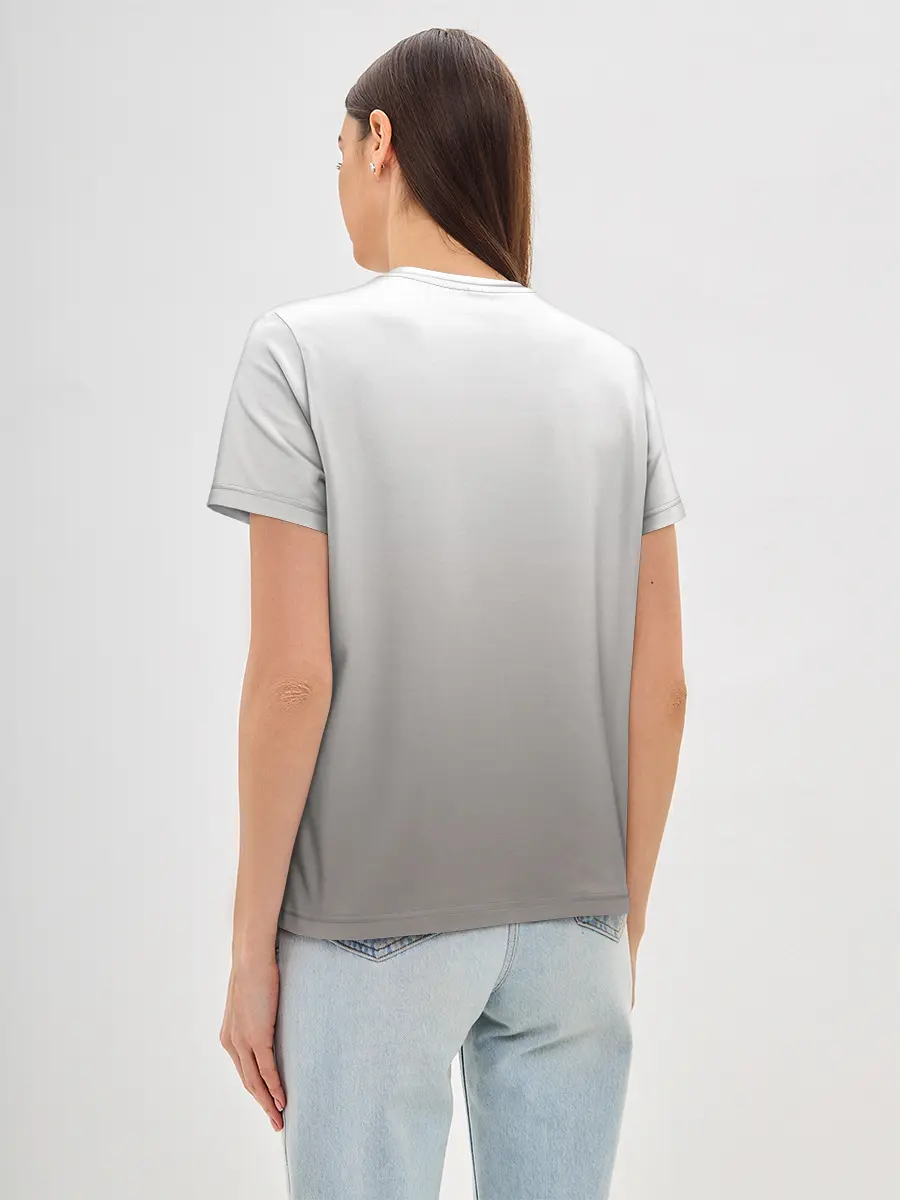 Женская базовая футболка / французский бульдог сердечко