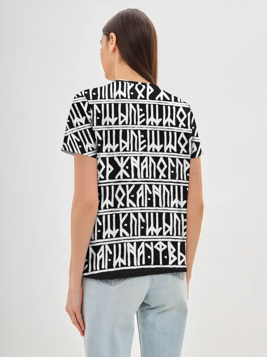 Женская базовая футболка / Runic