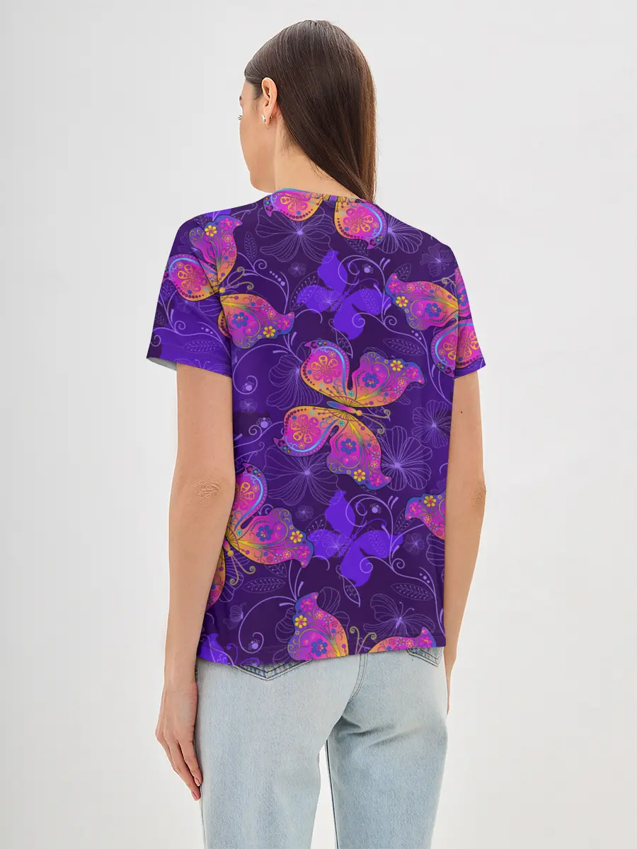 Женская базовая футболка / БАБОЧКИ ПАТТЕРН | BUTTERFLY PATTERN